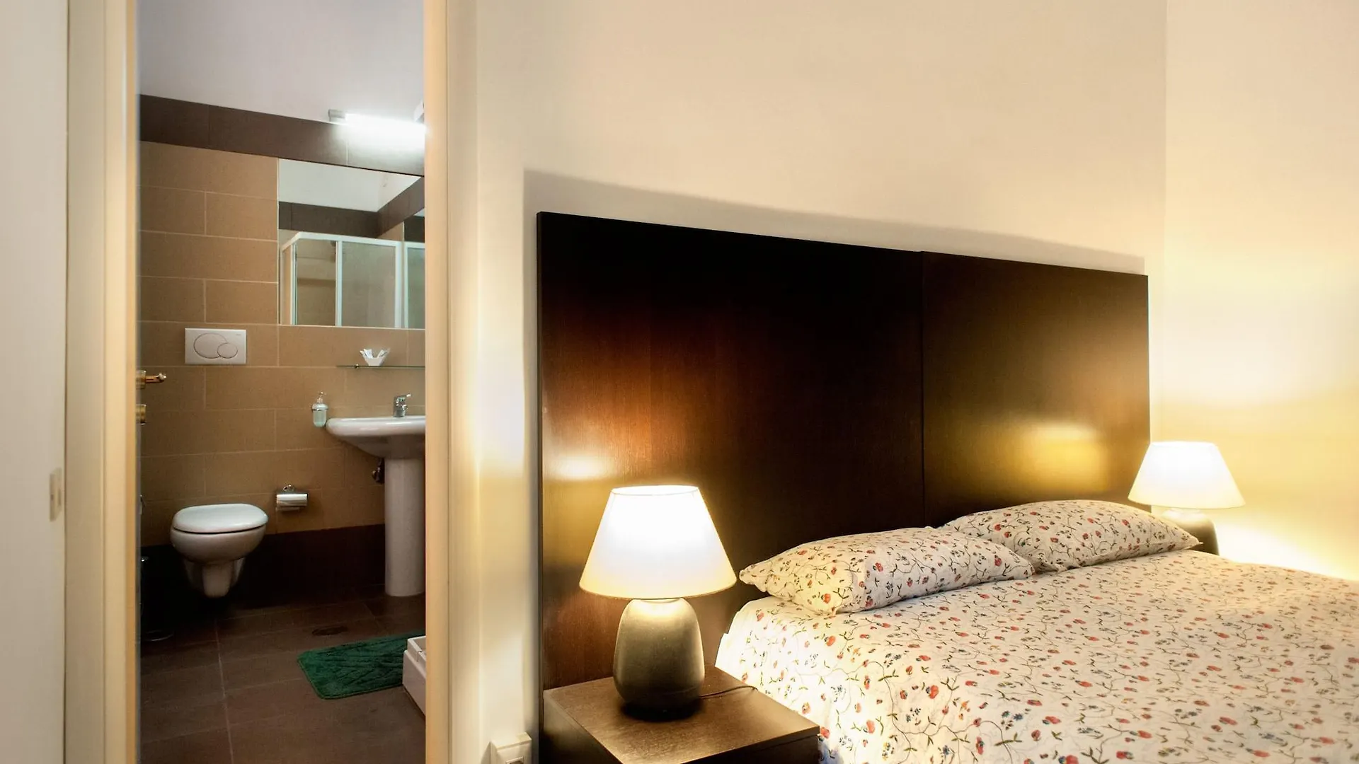 ** Bed & Breakfast El Dorado Colosseum Rome Italy
